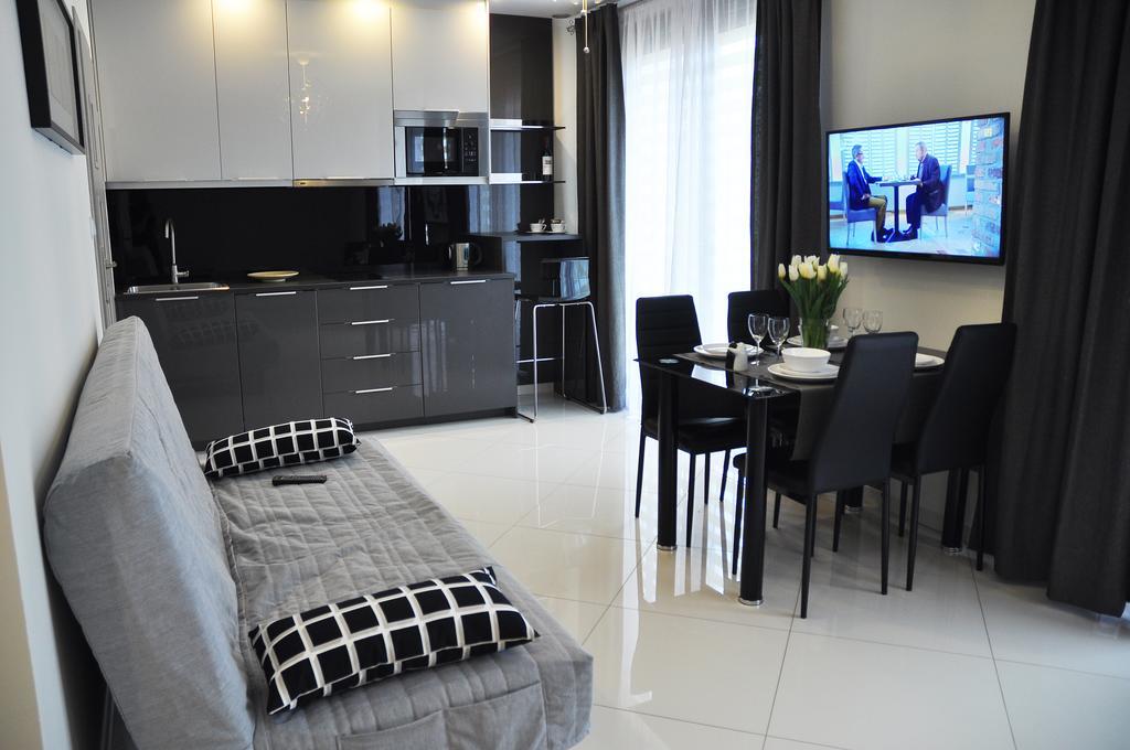 Moko Apartment Parking W Cenie Warszawa Eksteriør bilde