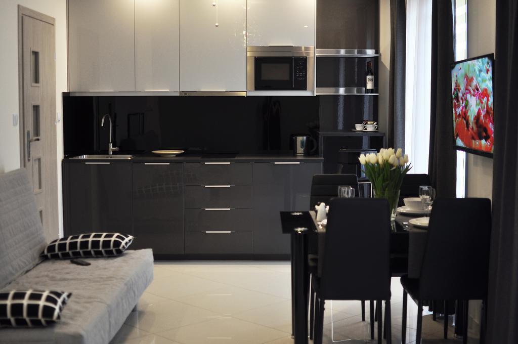 Moko Apartment Parking W Cenie Warszawa Eksteriør bilde