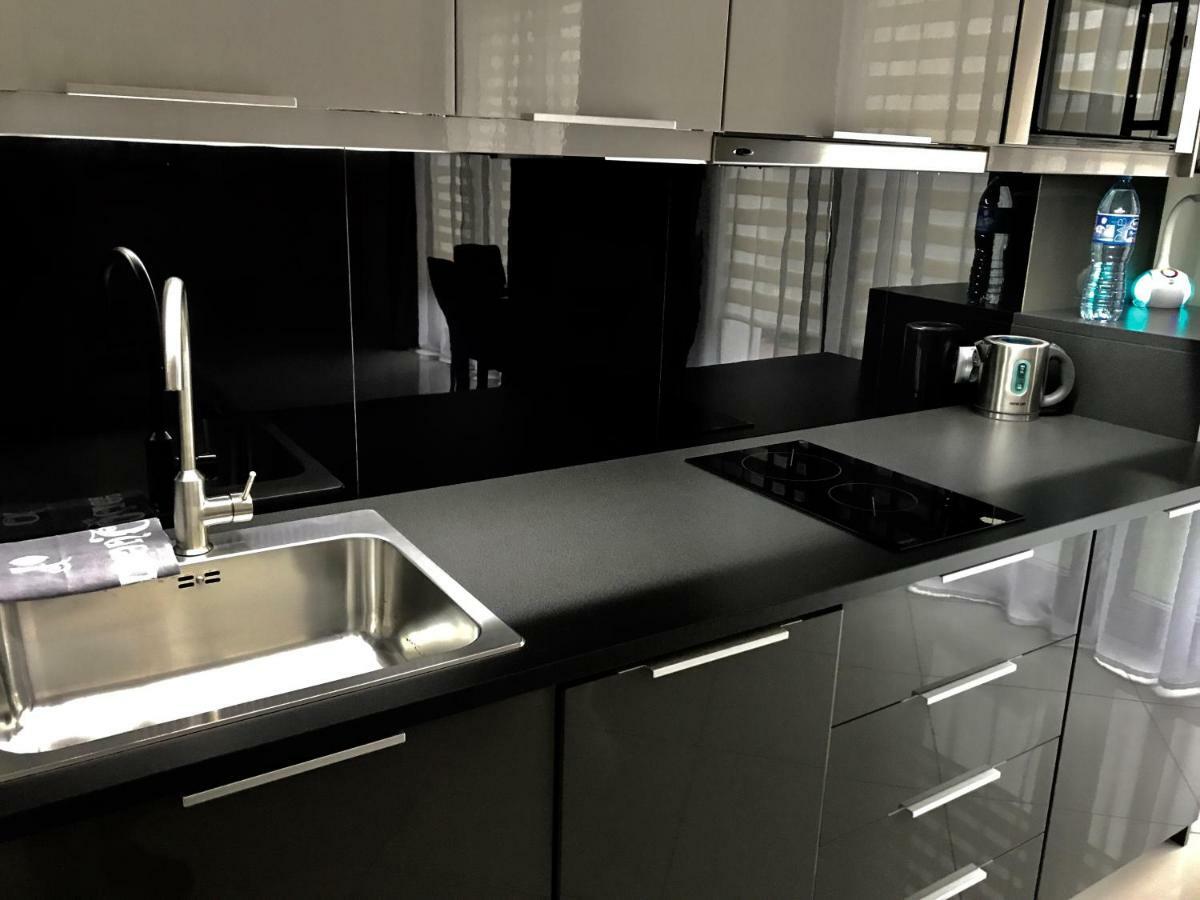 Moko Apartment Parking W Cenie Warszawa Eksteriør bilde