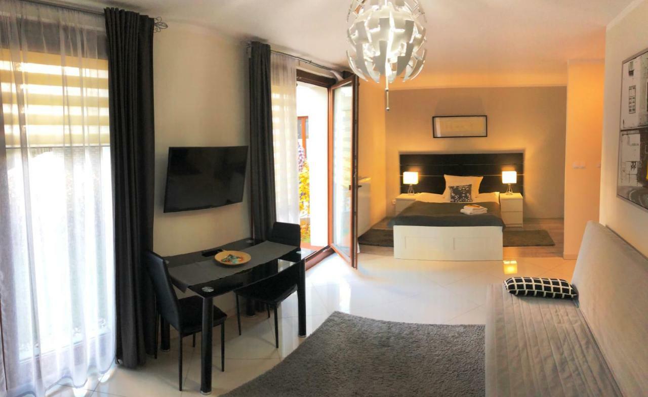 Moko Apartment Parking W Cenie Warszawa Eksteriør bilde