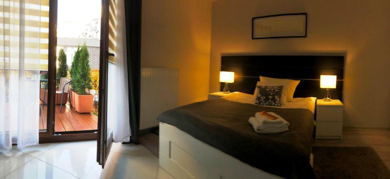 Moko Apartment Parking W Cenie Warszawa Eksteriør bilde